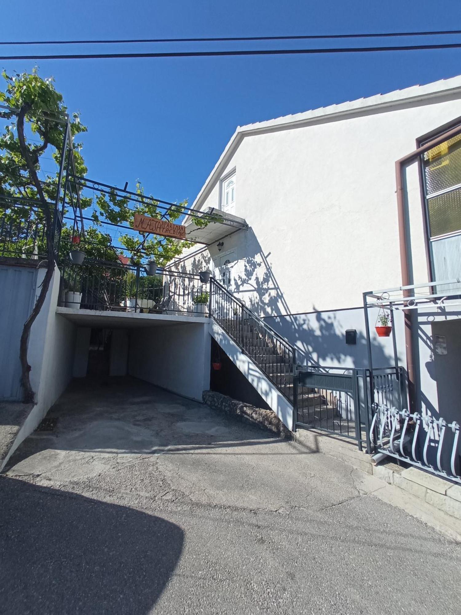 Apartman Maja 特雷比涅 外观 照片